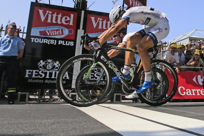 La vittoria in volata di Marcel Kittel, la terza al Tour. Ap